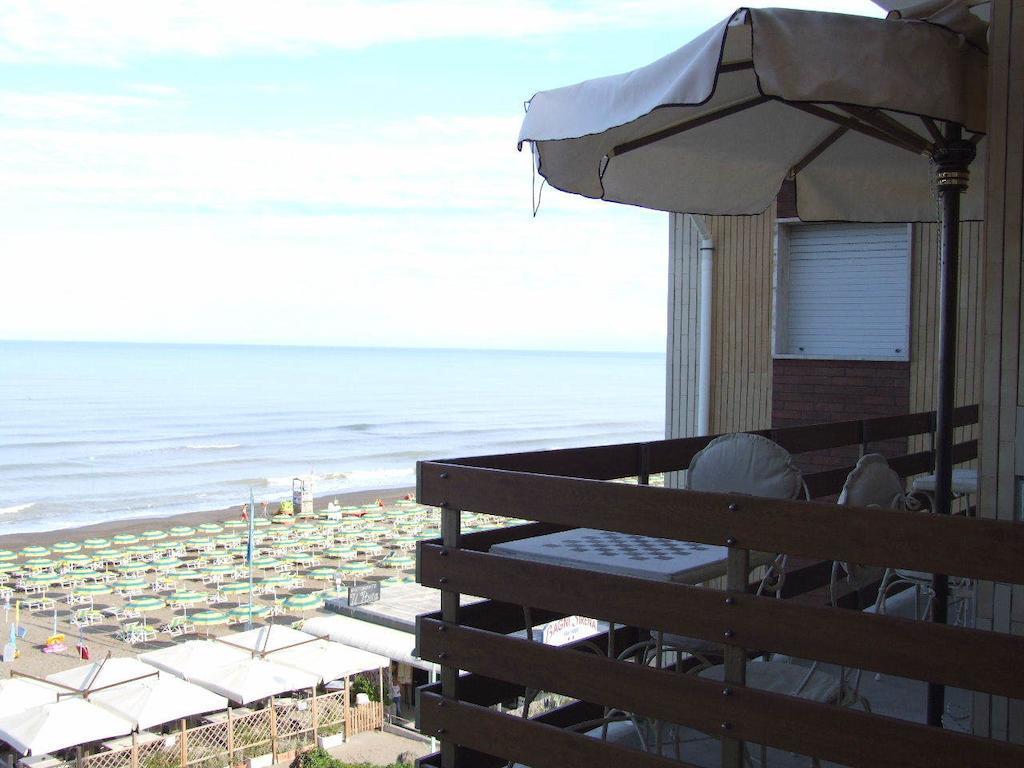 Vacanze Toscane In The Seaside Марина-ді-Кастаньєто-Кардуччі Номер фото